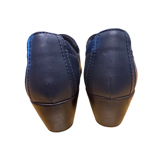 Clarks Collection Navy Blue Dark Academia Leather Slip On Block Heel Shoes 8.5 - Picture 8 of 16